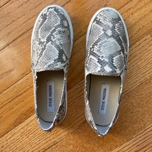 Steve Madden animal print slip on shoes